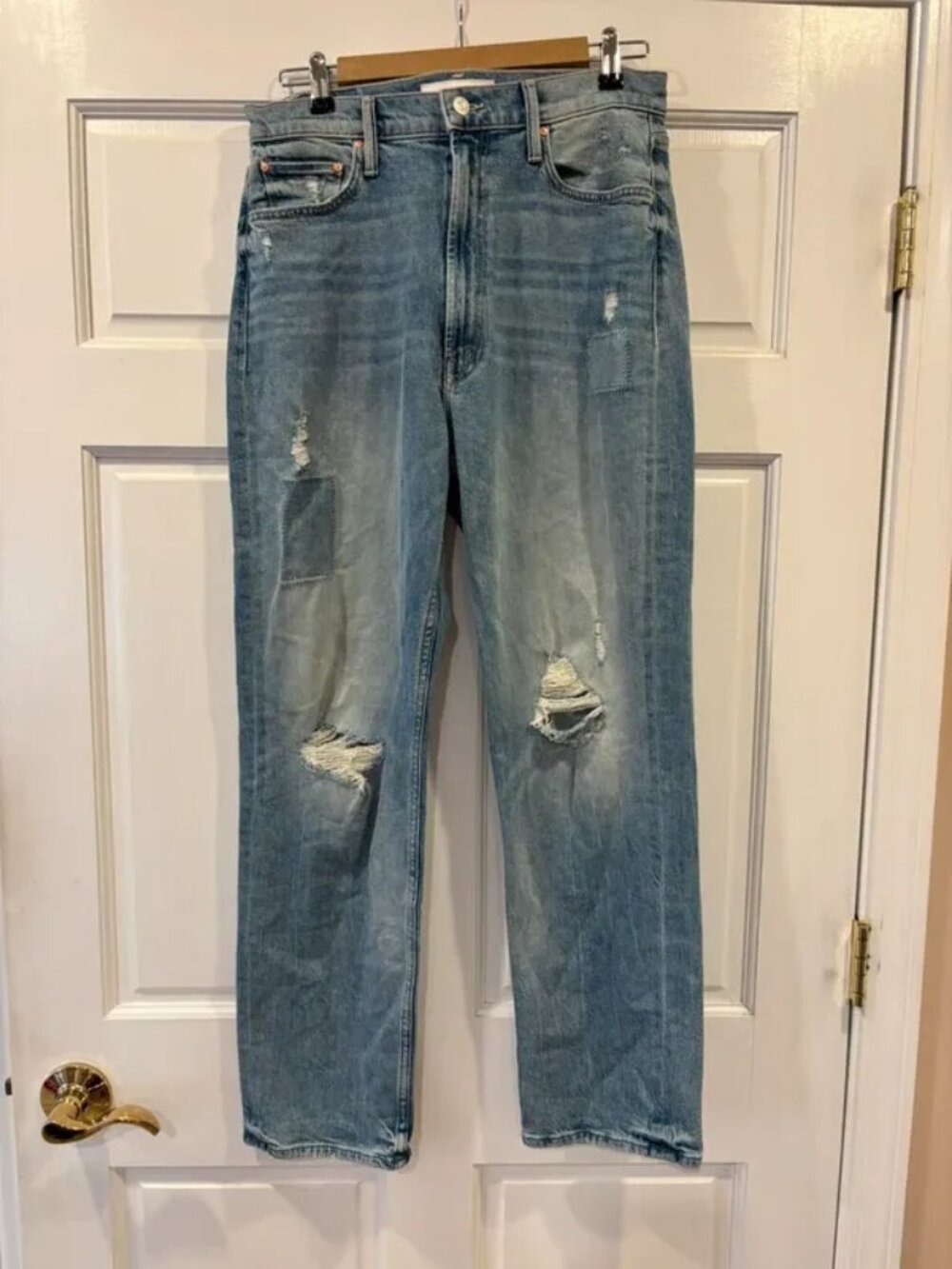 Mother 31 High Waisted Study Hover in We Are Castaways Straight Leg Jeans